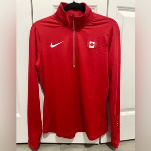 Nike Canada Pro Elite Running 1/2 Zip Lightweight Running Jacket, Never worn, L